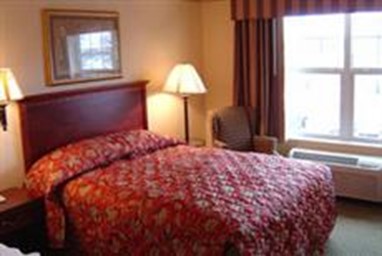 Country Inn & Suites by Carlson _ St. Cloud East