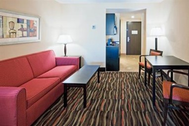 Holiday Inn Express Hotel & Suites Ft. Lauderdale Airport/Cruise