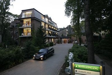 Waldhotel Tannenhauschen