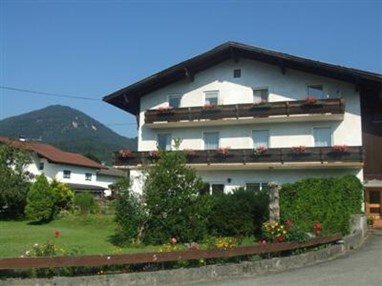 Greif Guesthouse Weissenbach am Lech