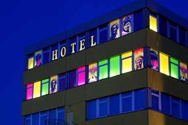 AMH Airport-Messe-Hotel
