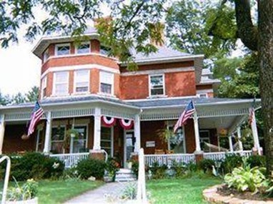 Maxwell House Bed & Breakfast Mount Airy