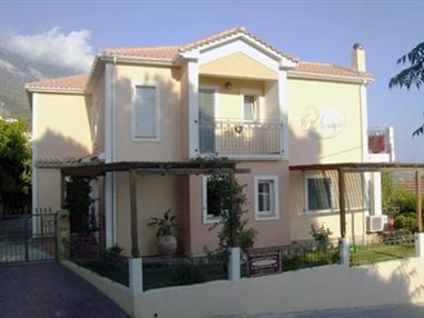 Liocharis Apartments