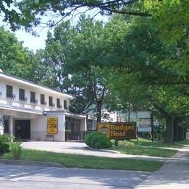 Budget Host Town Center Motel