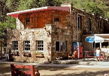 Boulder Mountain Lodge
