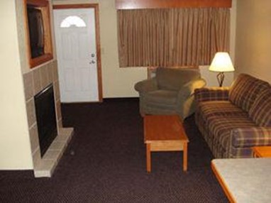 AmericInn Lodge & Suites Baldwin