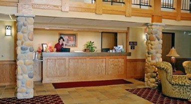 AmericInn Hotel & Suites Mounds View