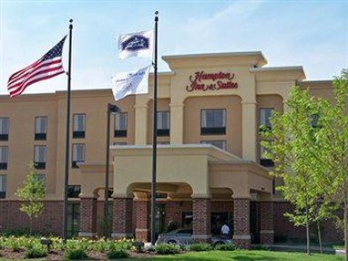 Hampton Inn and Suites Chicago-Libertyville