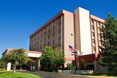 Embassy Suites Hotel Denver - Aurora