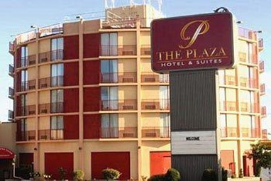 Plaza Hotel & Suites Wausau