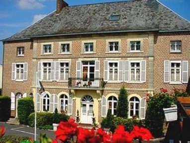 Le Clos Du Montvinage Hotel Etreaupont