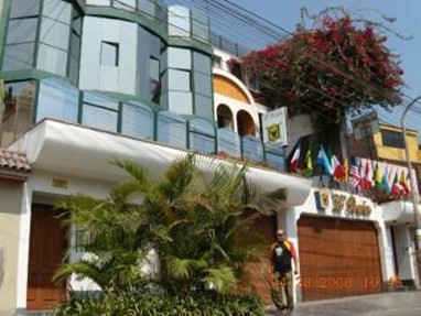 L'Baron Jockey Plaza Mall Hotel Lima