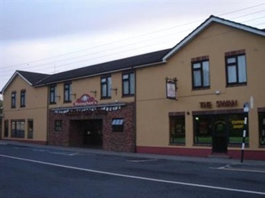Monaghans Harbour Hotel