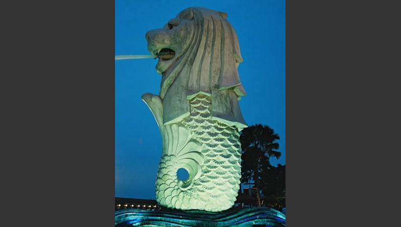 Сингапур. Мерлион, морской лев – символ города.  