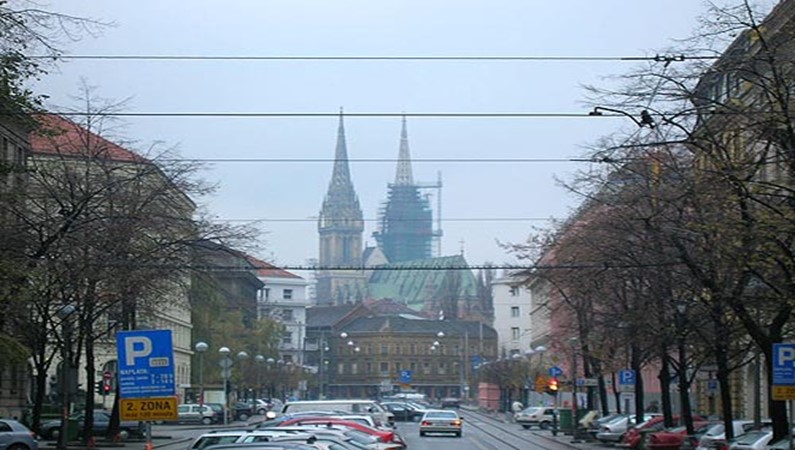Загреб в тумане.