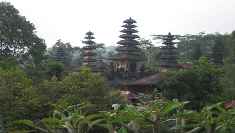Бали. Храм Бесаких