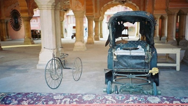 Джайпур. Национальный музей, велосипед магараджи (местного султана), конец прошлого века.