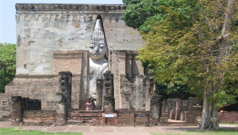 Sukhothai (Wat Si Chum)