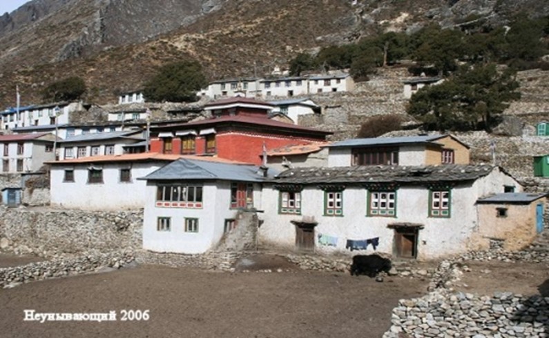 Пангбоче - старейший монастырь к югу от Эвереста