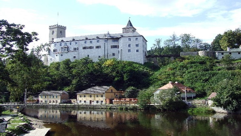 Замок Рожемберк