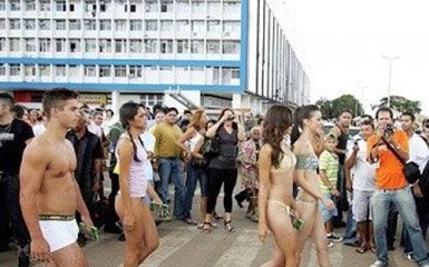 День нижнего белья в Бразилии