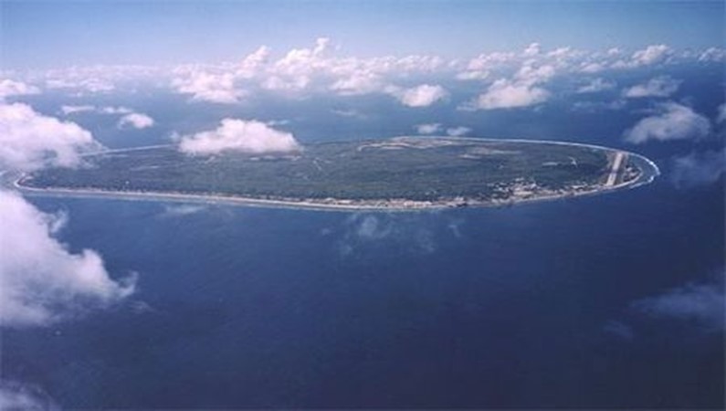 3. Науру - 8,5 квадратных мили. Население в 13 000 человек существует за счет добычи в стране фосфатов. Государство независимо с 1968 года и известно также как Pleasant Island (Остров Удовольствий).
<br>фото: Newsland.ru
