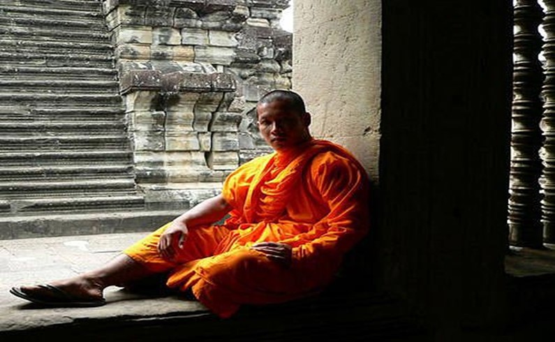 монах Ангкор Вата