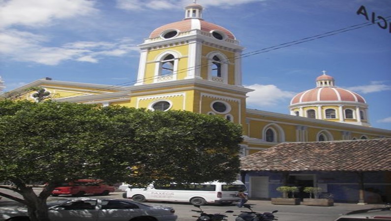 Никарагуа. Гренада. Кафедральный собор.