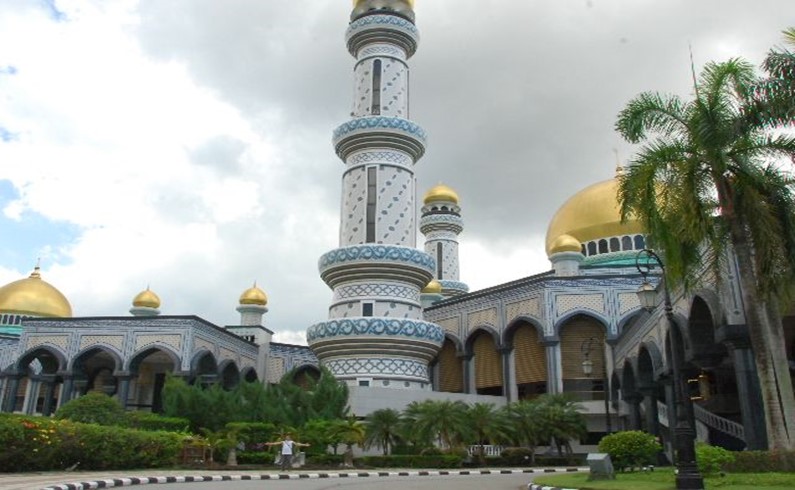 Мечеть - Jame`Asr Hassanil Bolkiah Moque!