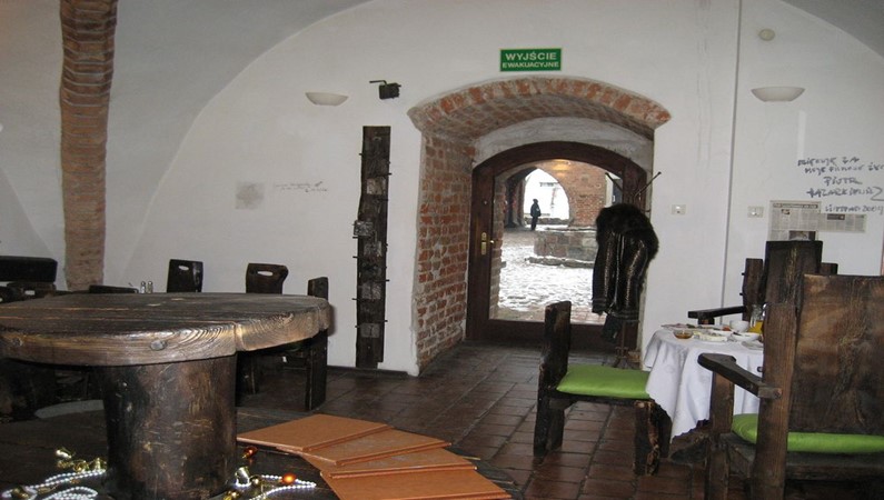 Замок Решель, ресторан