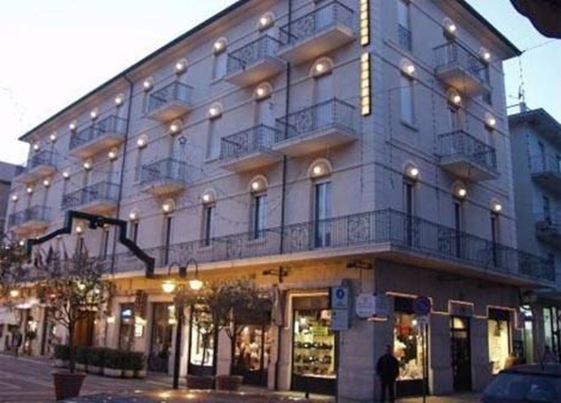 Hotel St. Pierre Rimini - Очень рекомендую этот домашний уютный отель!
