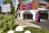 Crowne Plaza Hotel Hannover - Хорошее расположение и завтраки