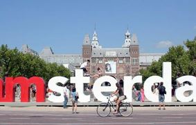 Амстердам – город, который совместил в себе разные вещи