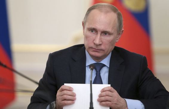 Путин потребовал прервать продажи билетов на «Трансаэро»