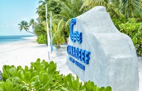 Курорт «Canareef Resort Maldives» на Мальдивах - место, где можно забыть обо всём