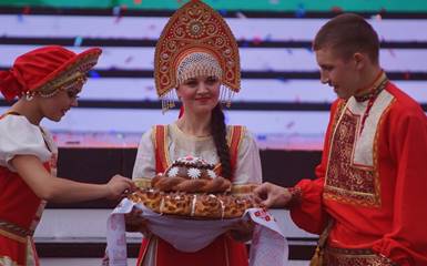 Фестиваль малых городов России - масштабное событие, призванное стать моделью для культурного обновления малых городов