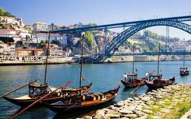 Порту - Красочные улицы и весёлая португальская жизни