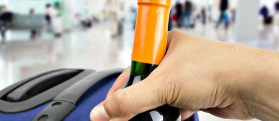 Как сохранить бутылки с вином при перевозке их в багажном отделении самолёта