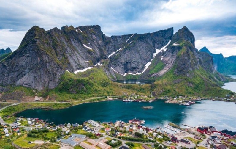 Семь способов познакомиться с Норвегией не выходя из дома