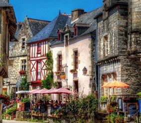 Девять самых красивых деревень Франции