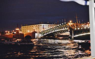 Гайд для тех, кто хочет застать развод мостов в Петербурге
