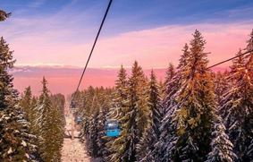 Болгария - идеальное место для солнечных ванн и катания на лыжах