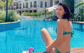 Звезда «Ворониных» рассказала о плесени и хамстве в отеле в Турции