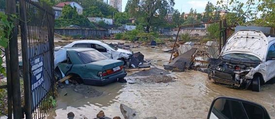 Рекордный потоп в Сочи. Что стало с туристами?