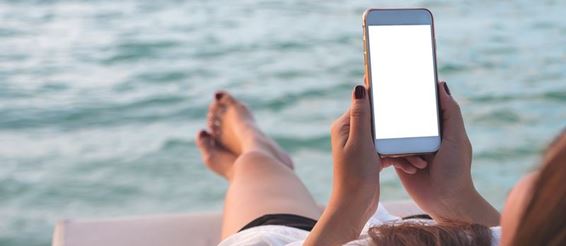 Как защитить телефон во время отдыха на пляже