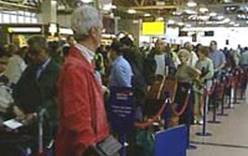 Проблема регистрации багажа мешает перейти на самообслуживание авиапассажиров в Сети