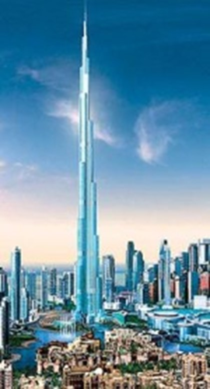 Самое высокое здание в мире открылось в Дубае (видео)