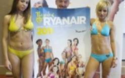 2011 год в компании прекрасных стюардесс авиакомпании Ryanair (ВИДЕО)