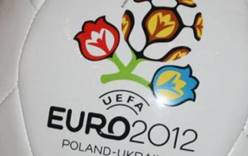 Чемпионат Европы по футболу многократно повысил спрос на билеты в Польшу и Украину