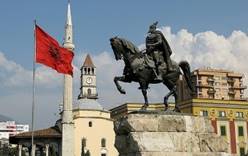 Албания отменит визы для российских туристов на летний период